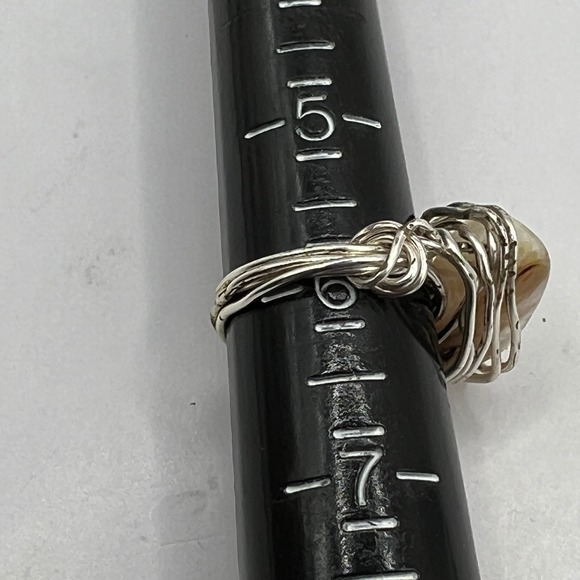 Artisan Silver Tone‎ Wrap Ring White Stone Hand Made Size 6 - Picture 4 of 8